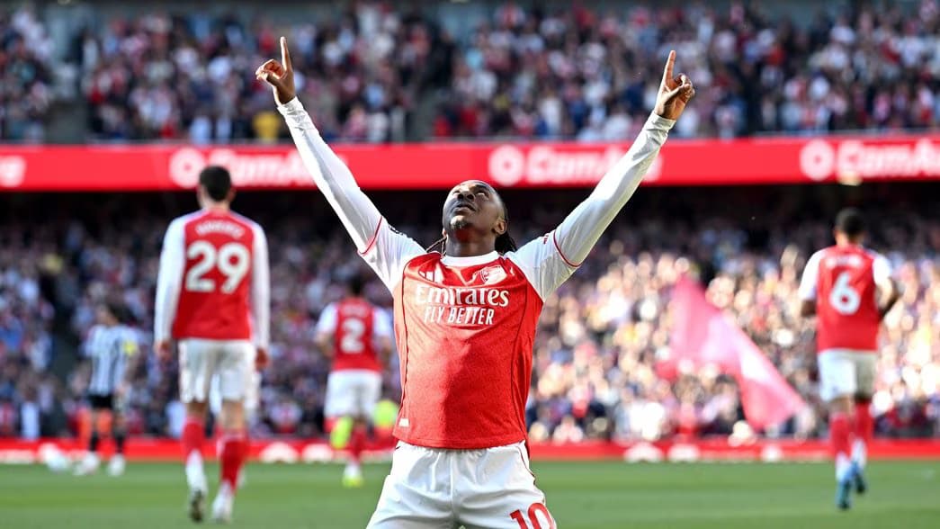 Arsenal Tops Premier League with Eze's Goal Against Newcastle