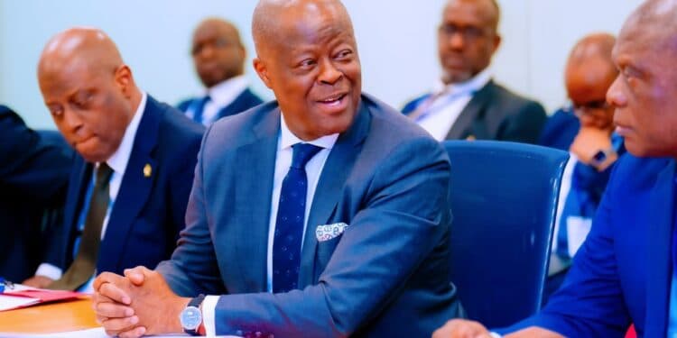 Nigeria Won't Seek IMF Loans Amid Rising Debt Concerns