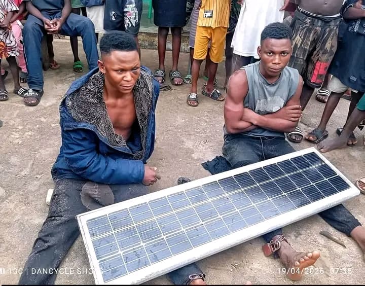 Local Hunter Prevents Solar Streetlight Theft in Bayelsa