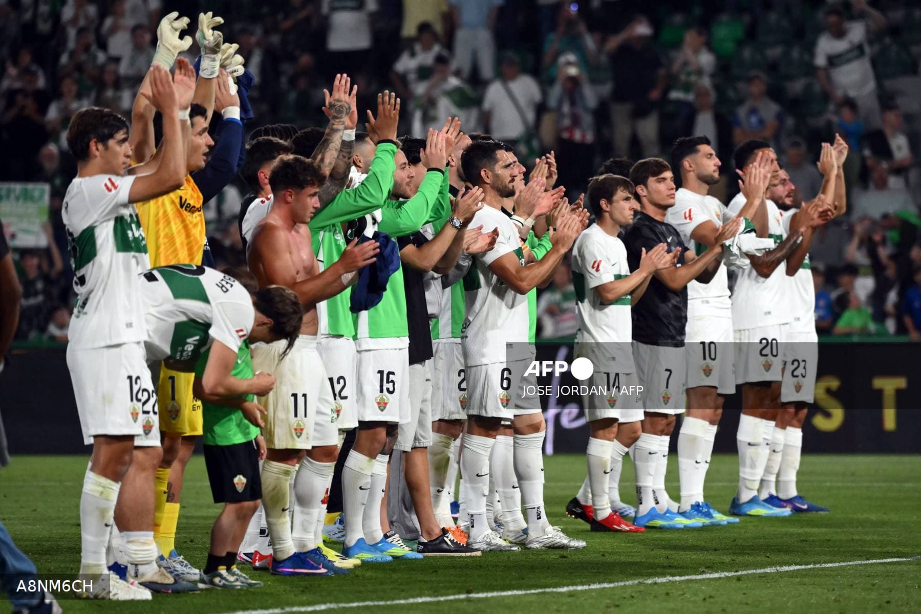 Elche Defeats Atletico Madrid 3-2, Extending Loss Streak