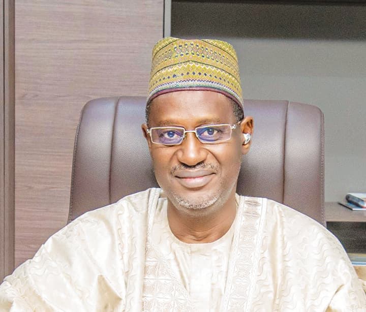 Dangiwa Hands Over Housing Ministry Leadership to Ata